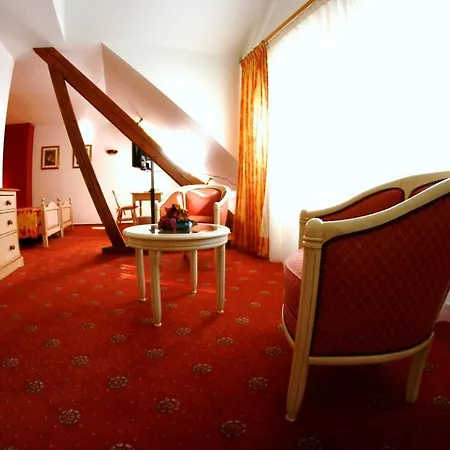 Отель Saint-hubert