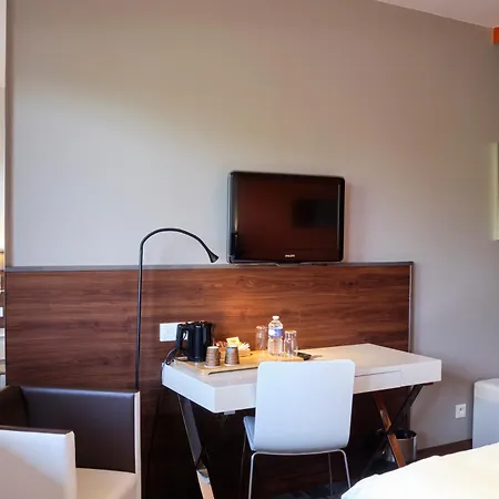 Saint-hubert Hotel 3*
